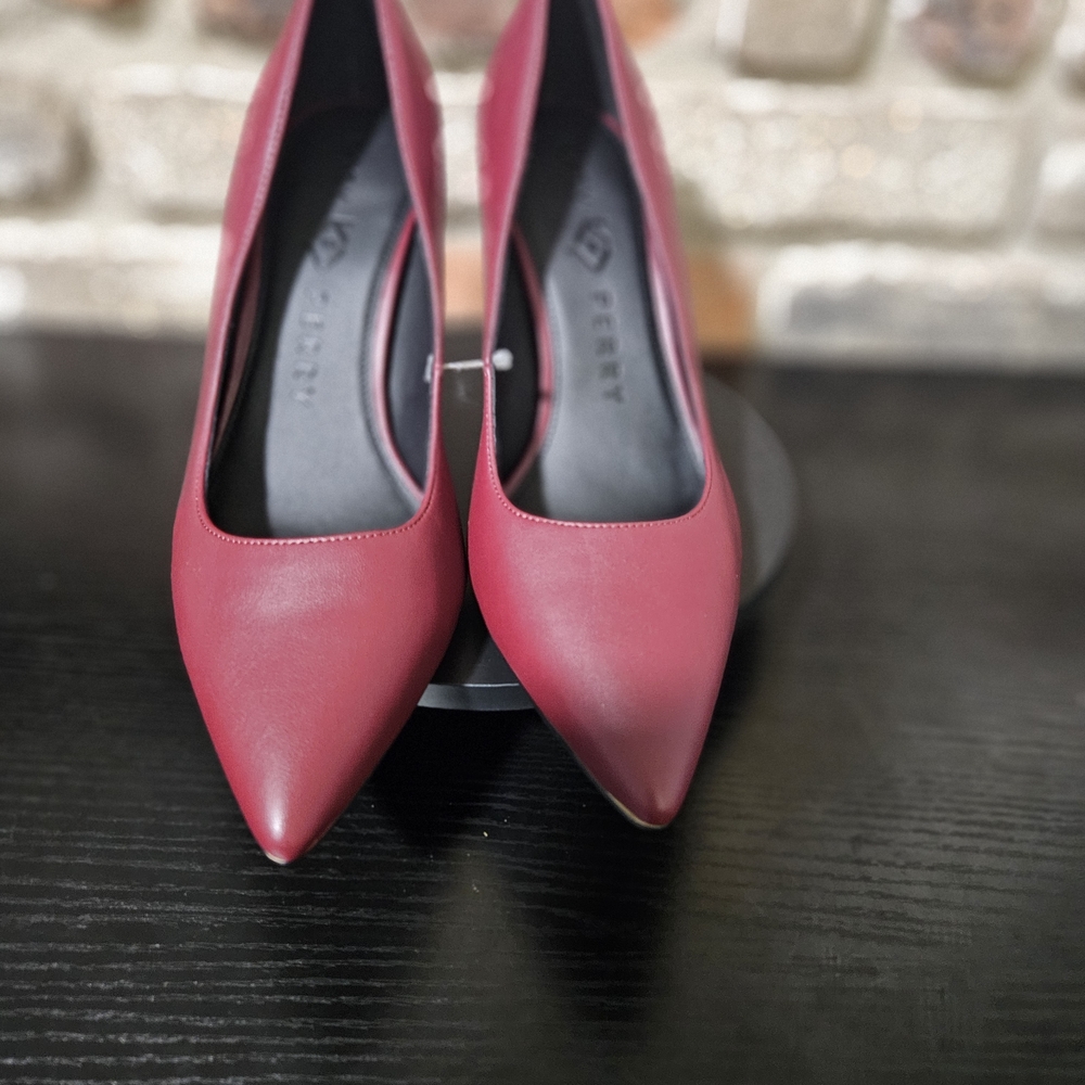 Katy Perry Collections Burgundy Heels with Silver Accent - Picture 3 of 6